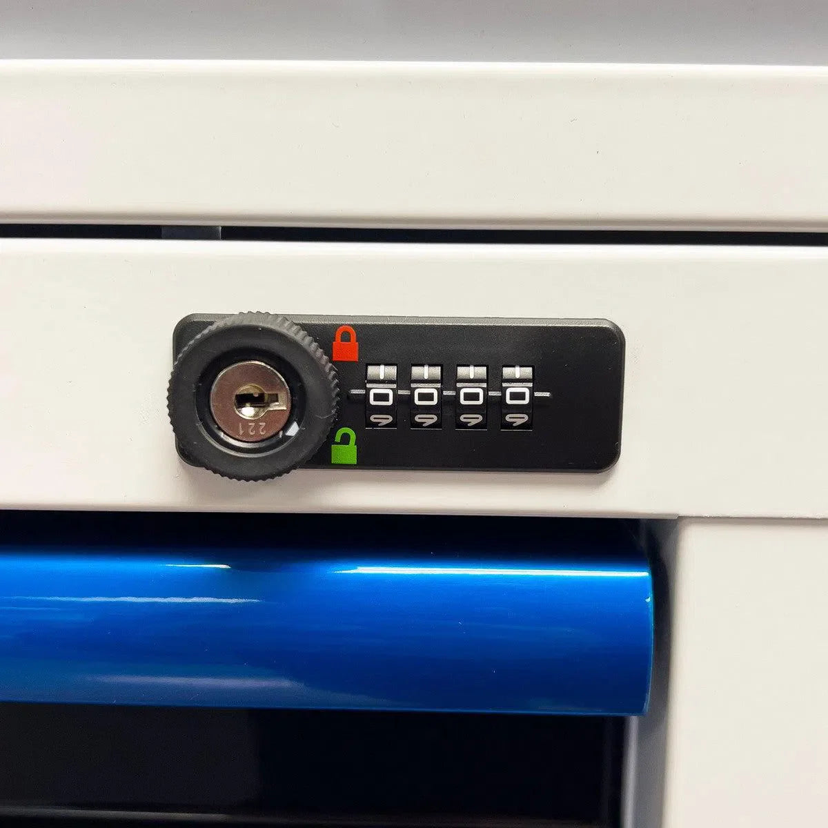 BoxoUSA Pro Series Loaded 72" 14-Drawer Rolling Tool Box